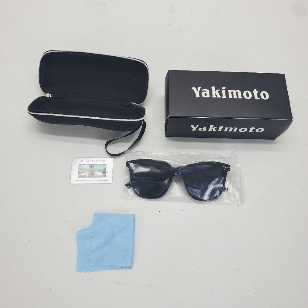 Yakimoto Trendy Polarized UV Blocking Sunglasses NWT